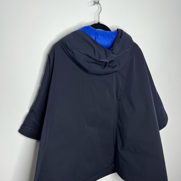 Burberry Caldbergh Oversized Hooded Poncho Blue Women’s M/L $1,890 - Picture 5 of 6